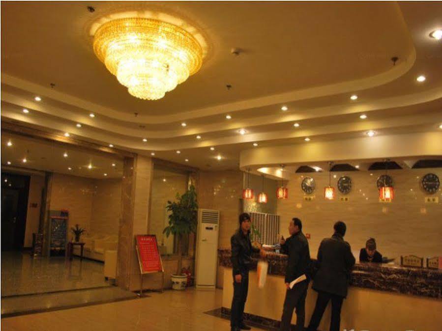 שון אי Beijing Silvery Ocean Hotel מראה חיצוני תמונה